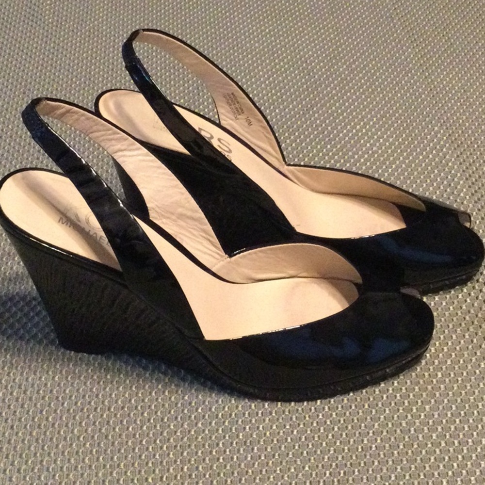 Michael Michael Kors size 10 black patent leather wedge shoes for women